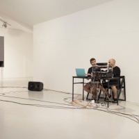 Hiršl i Vincze: Strune